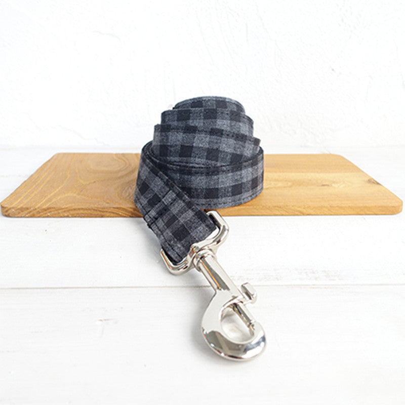 Plaid Dog Collar & Leash Set – Stylish & Secure for Daily Walks